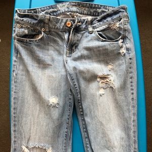 AE JEANS FAVORITE BOYFRIEND 10R